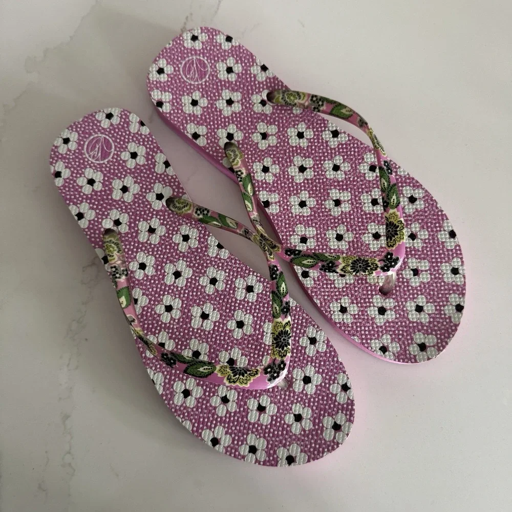 Vera Bradley Priscilla Pink Flip Flops Women's Large 9/10 Floral
